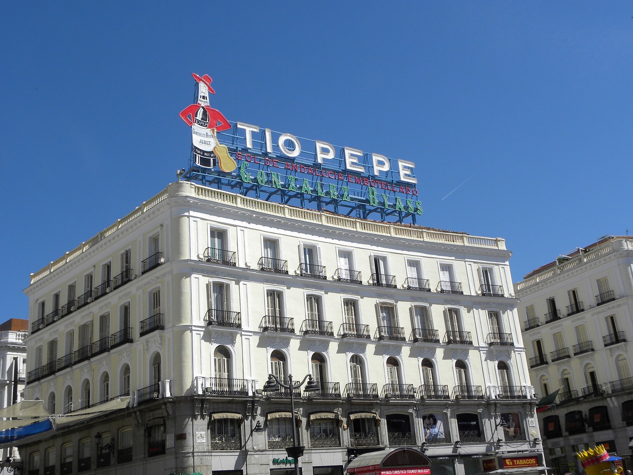 madrid puerta del sol madrid center free photo