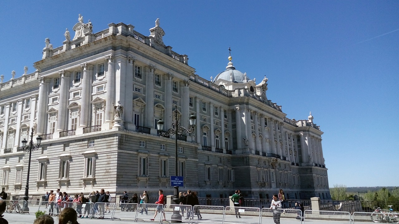 madrid  spain  royal palace free photo