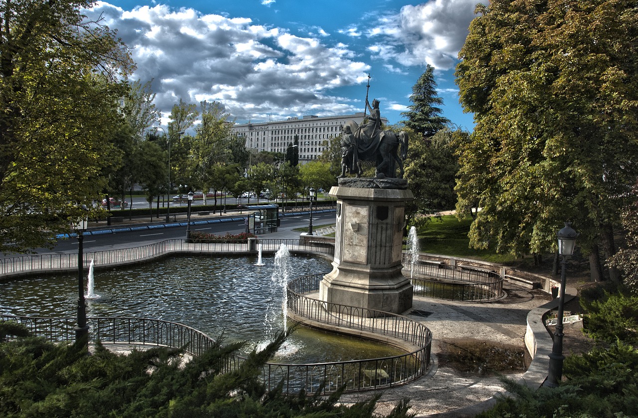 madrid center spain madrid i queen elizabeth catholic free photo