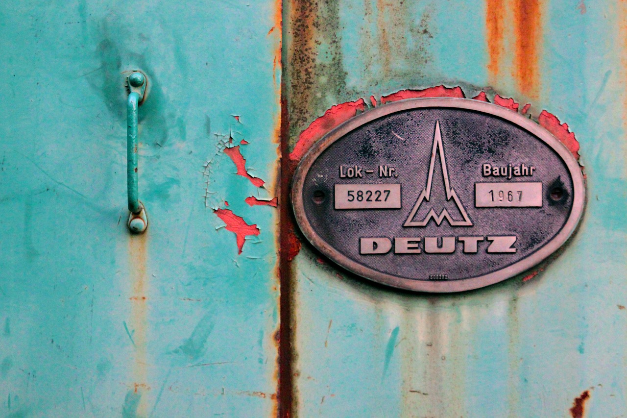 magirus deutz locomotive logo free photo