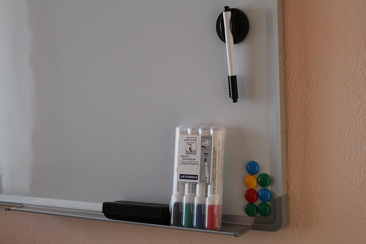 magnetic board whiteboard marker free photo