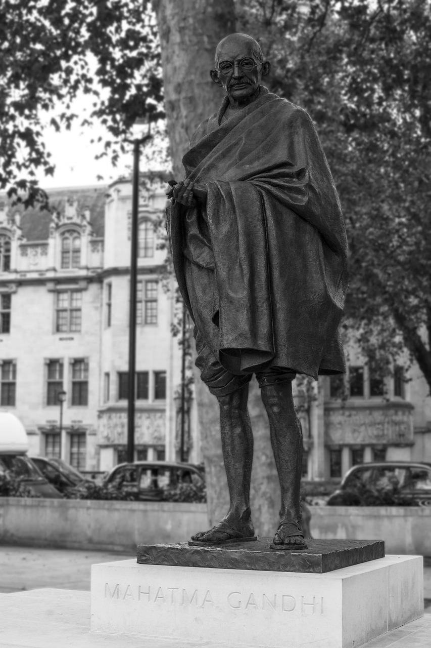 mahatma gandhi  parliament square  westminster free photo