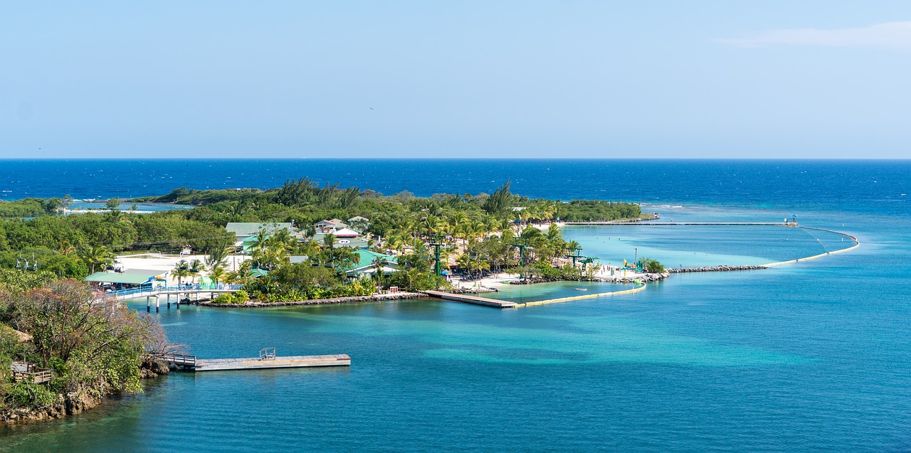 mahogany bay  honduras  aerial view free photo