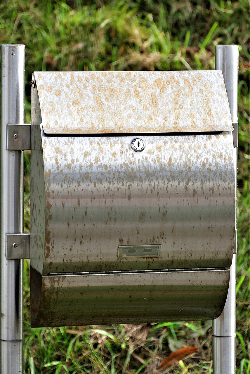 mailbox rust stains metal free photo