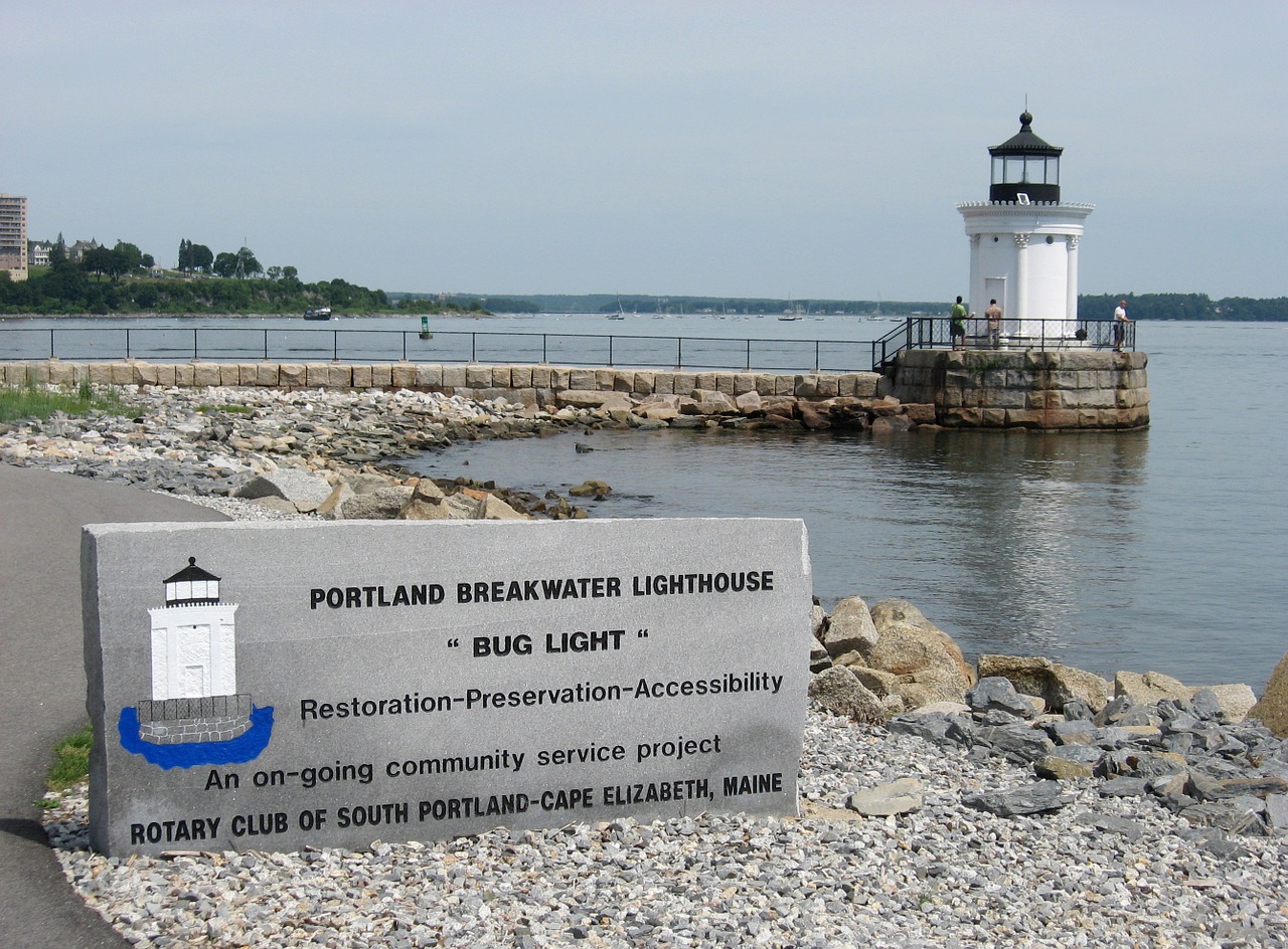 maine lighthouse coast free photo