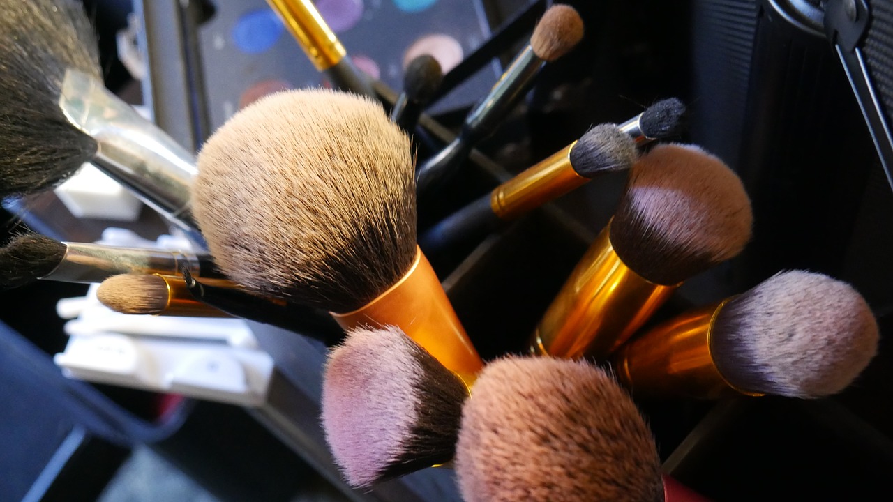 makeup brushes cosmetic free photo