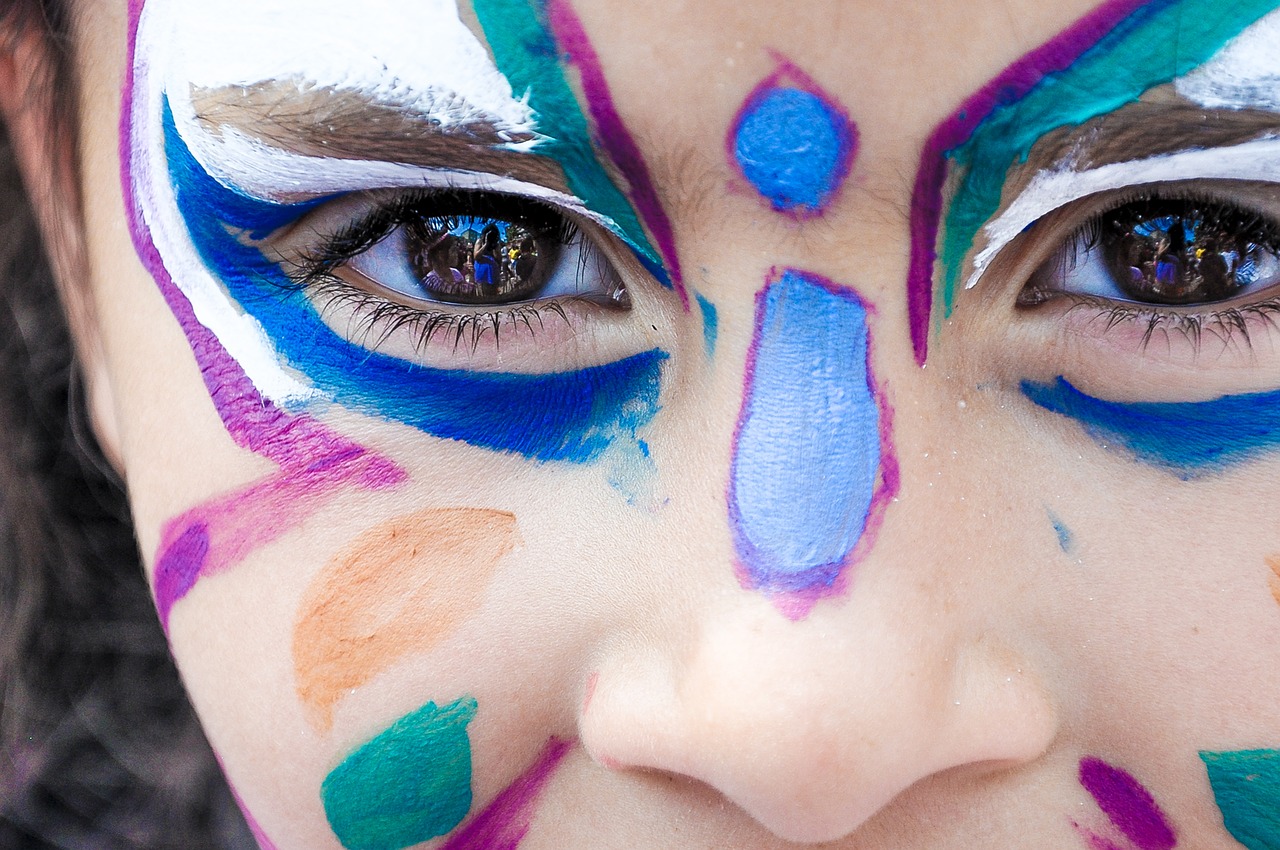 makeup little girl festival free photo