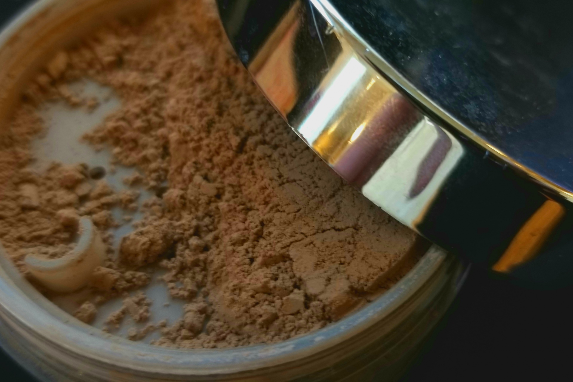 makeup powder container free photo