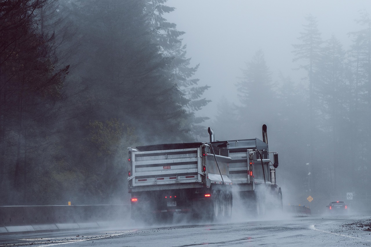 malahat  truck  fog free photo