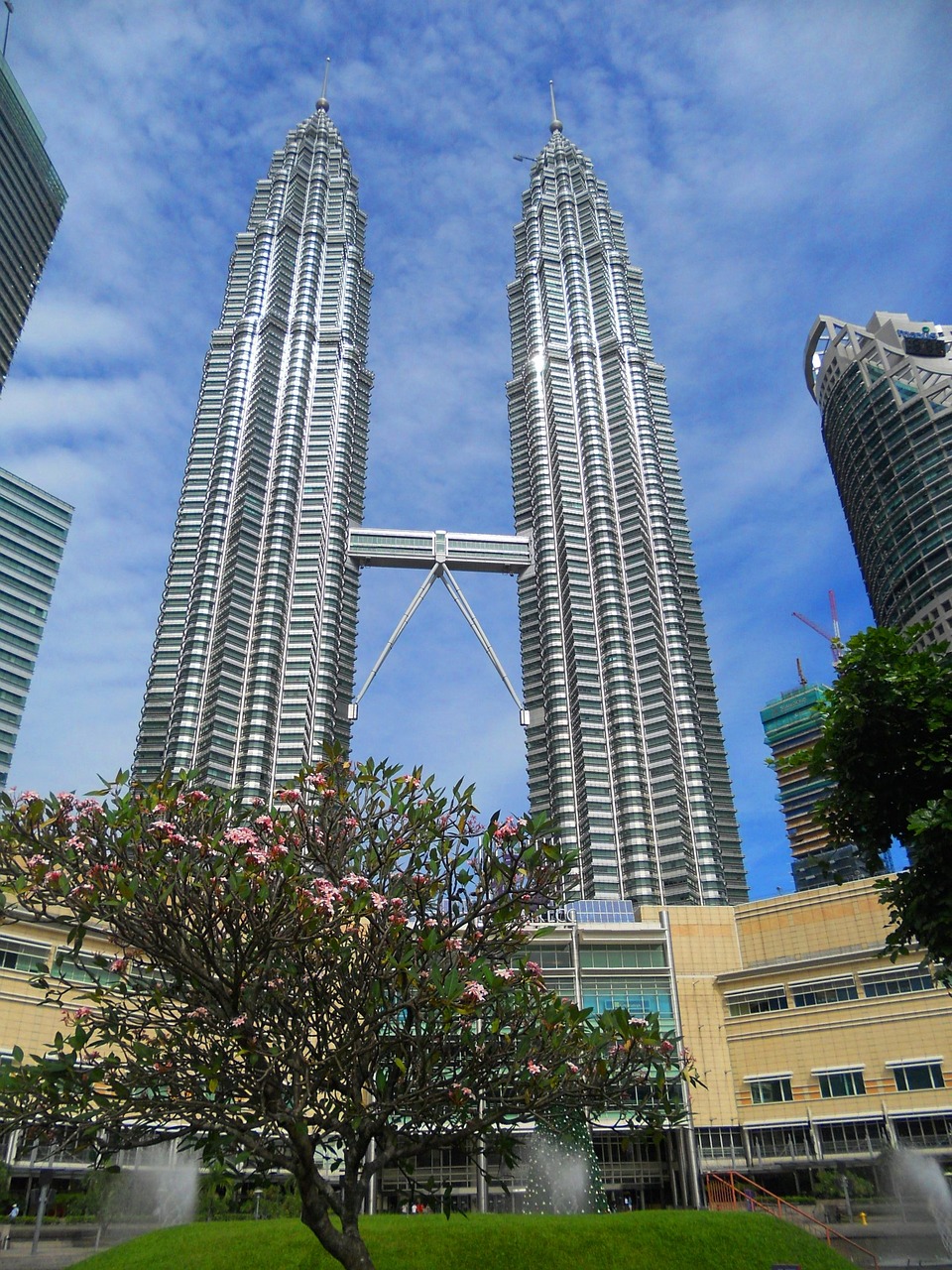 malaysia kuala lumpur petronas free photo