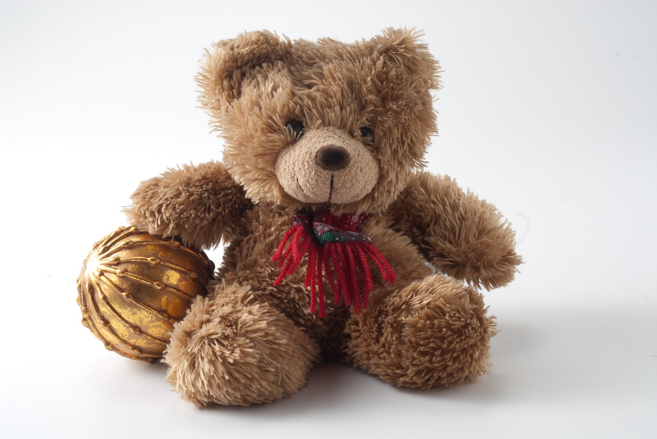 malaysia  teddy bear  christmas free photo