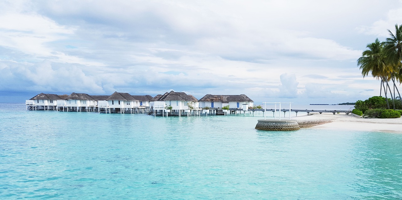 maldives honeymoon sea free photo