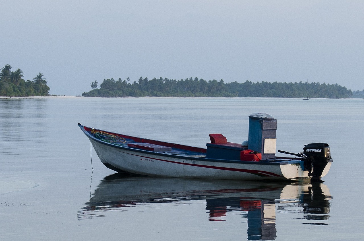 maldives boot sea free photo