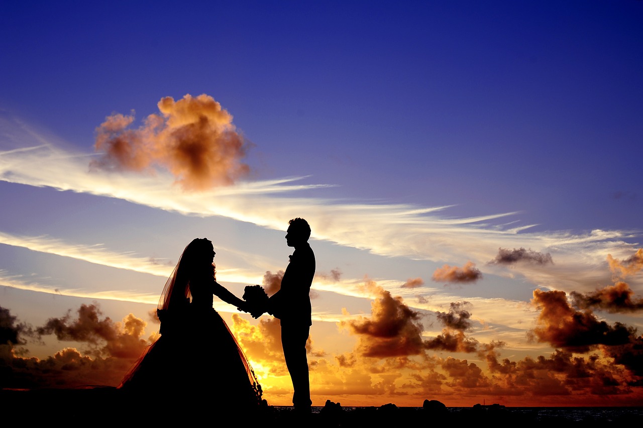 maldives sunset wedding free photo