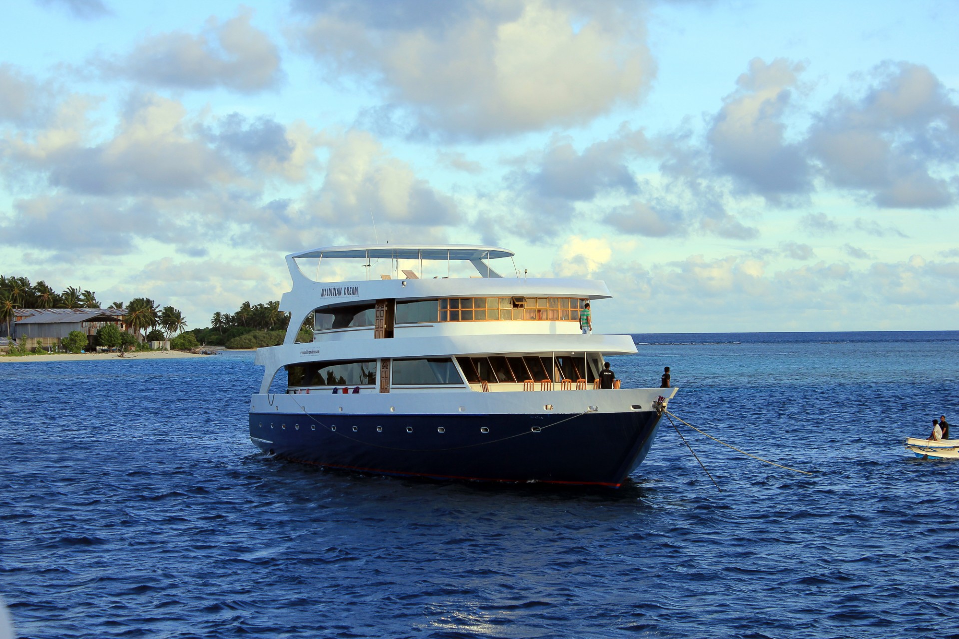 boat maldivian dream maldives free photo