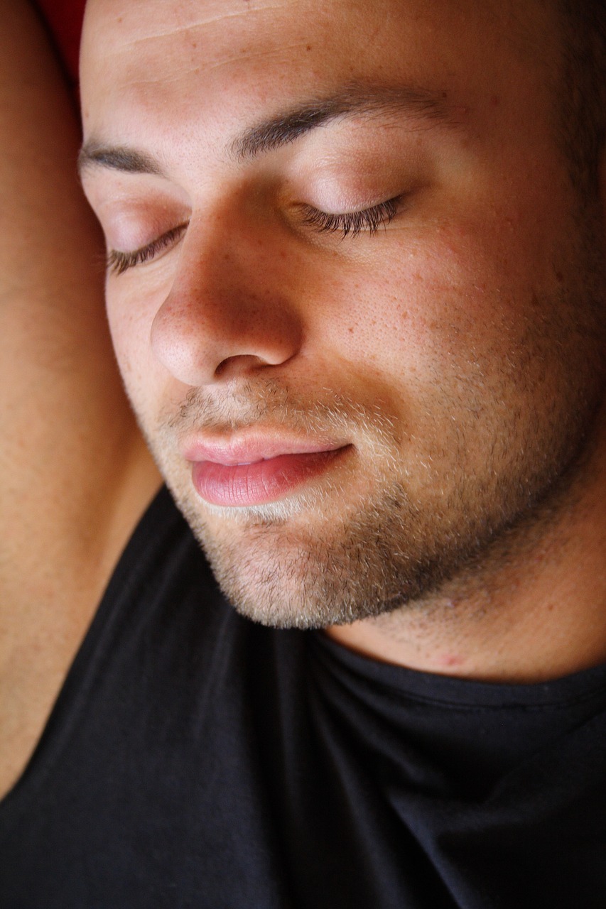 male  sleep  model free photo