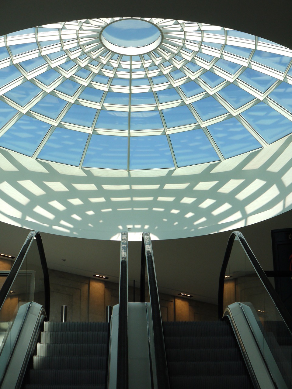 Mall Shopping Centre Center Glass Roof Escalator Free