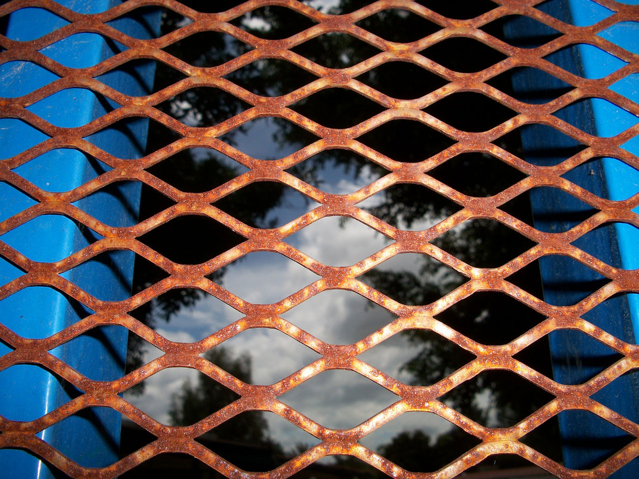 mesh rust rusty free photo