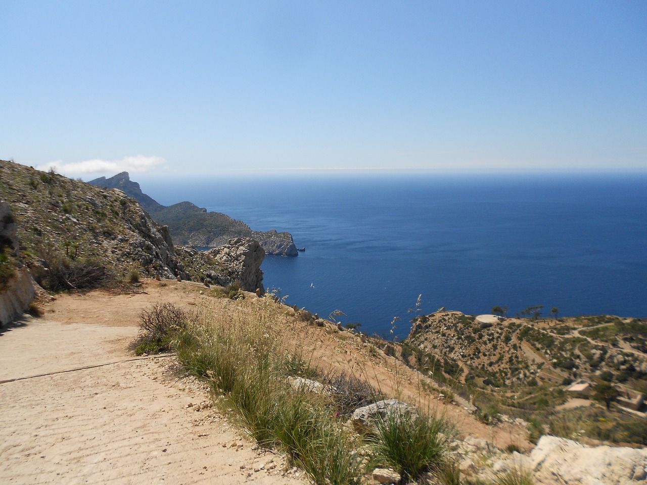 mallorca mediterranean booked free photo