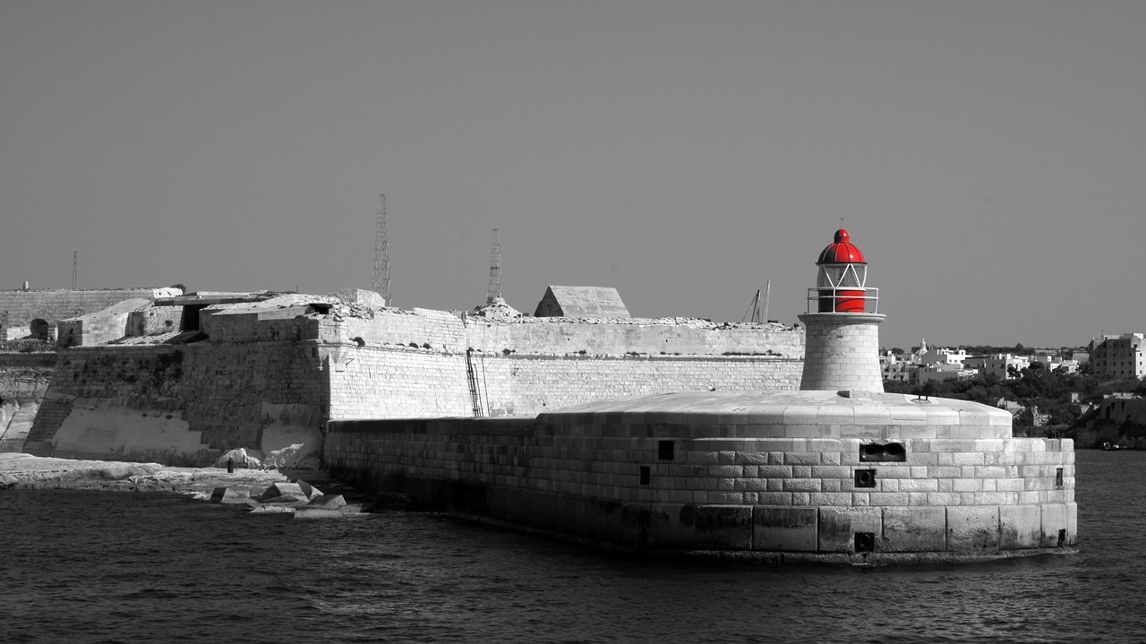 malta pir lighthouse free photo