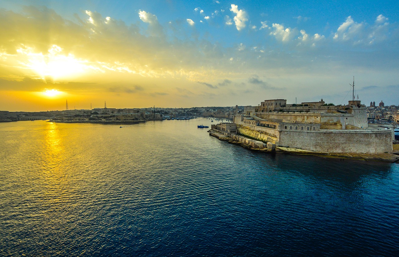 malta valetta harbor free photo