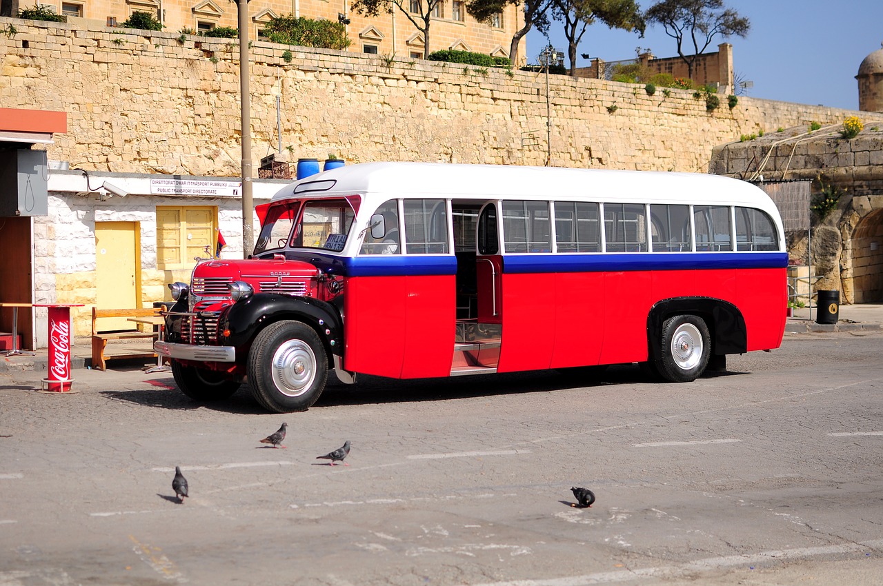 malta bus vintage free photo
