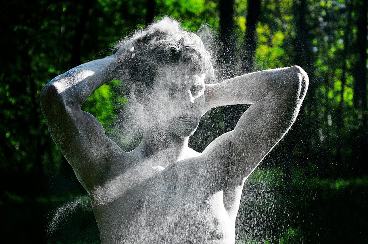 man nature dust free photo