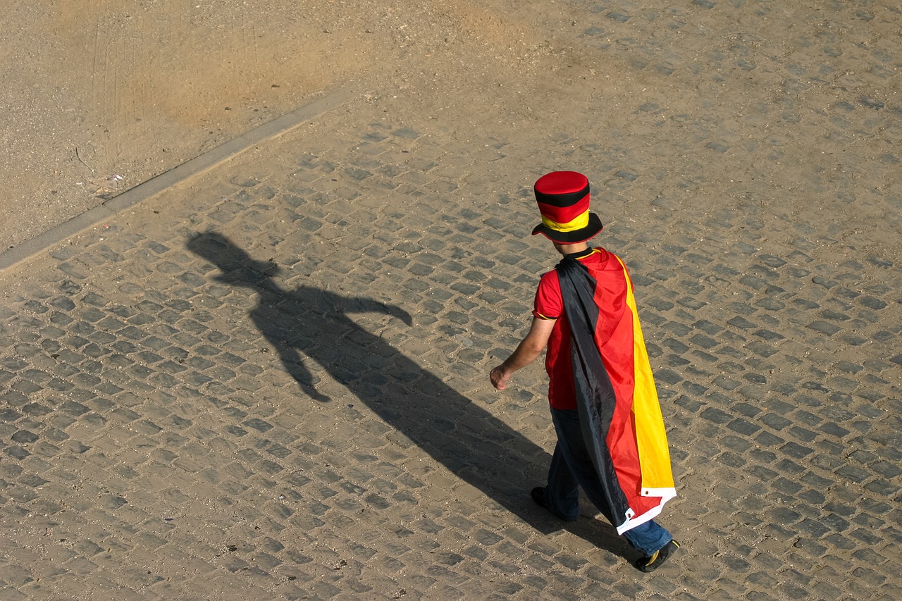 man hat national colours free photo