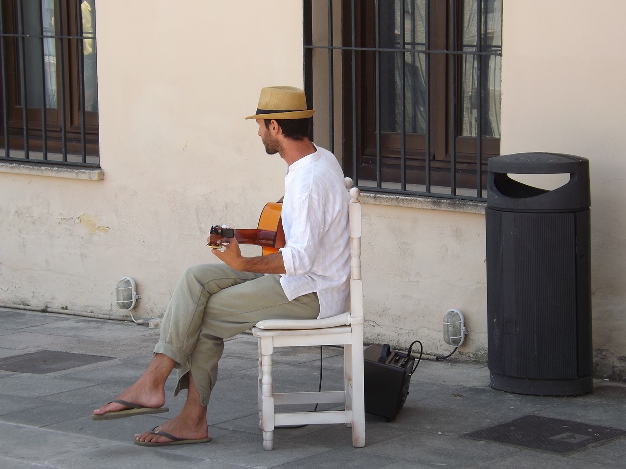 man playing guitar free photo