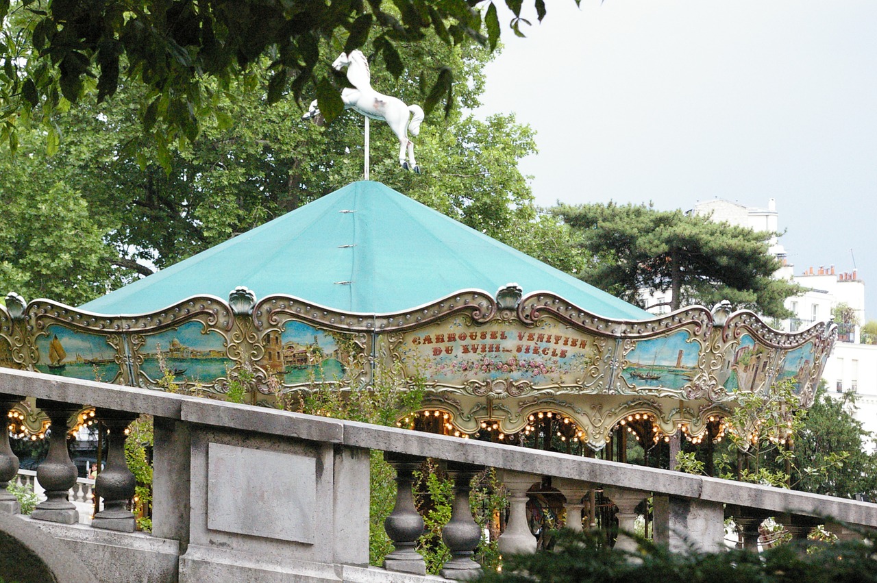 manege montmartre paris free photo