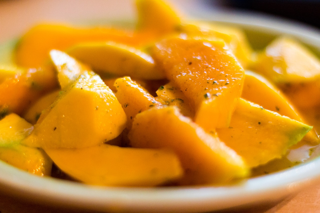 mango  chow  fruit free photo