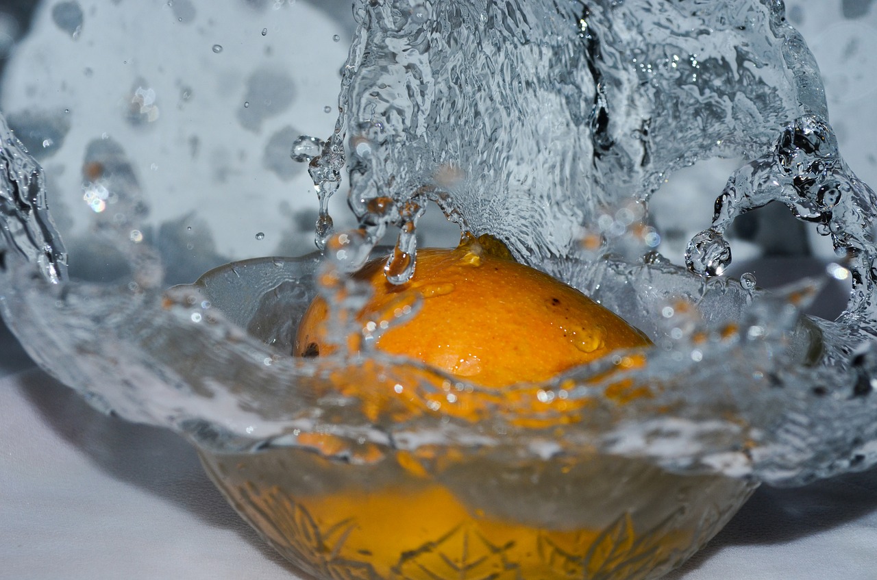 mango water splashing free photo