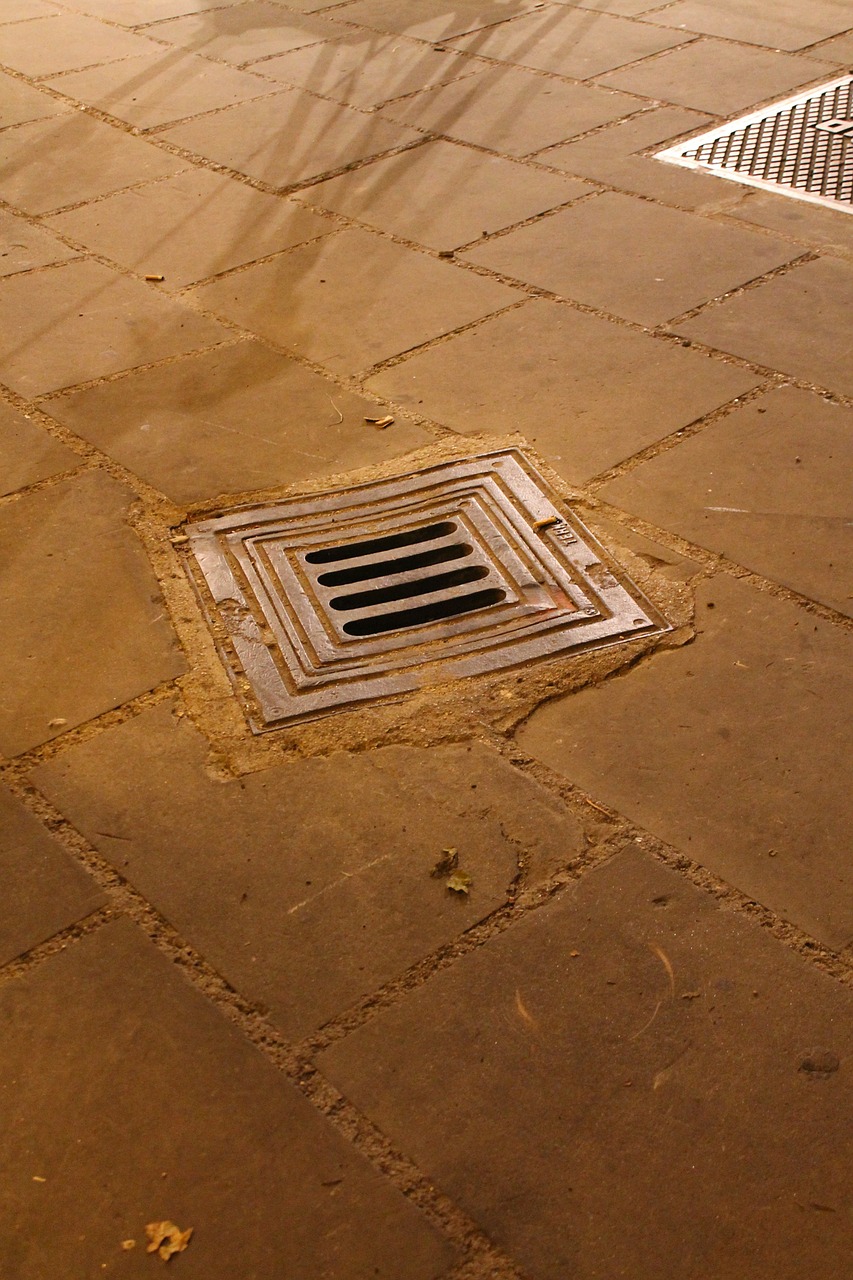 manhole hole floor free photo