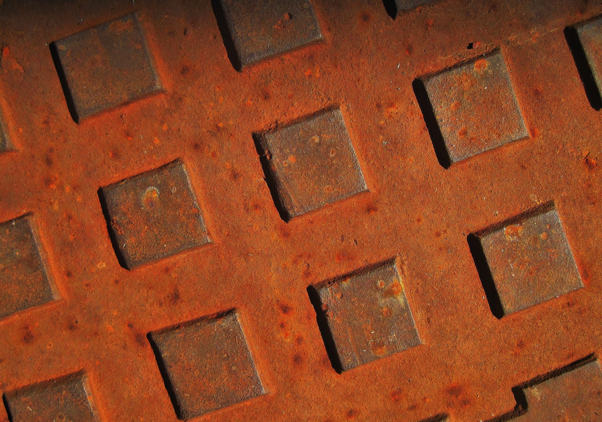 cover iron grid pattern free photo