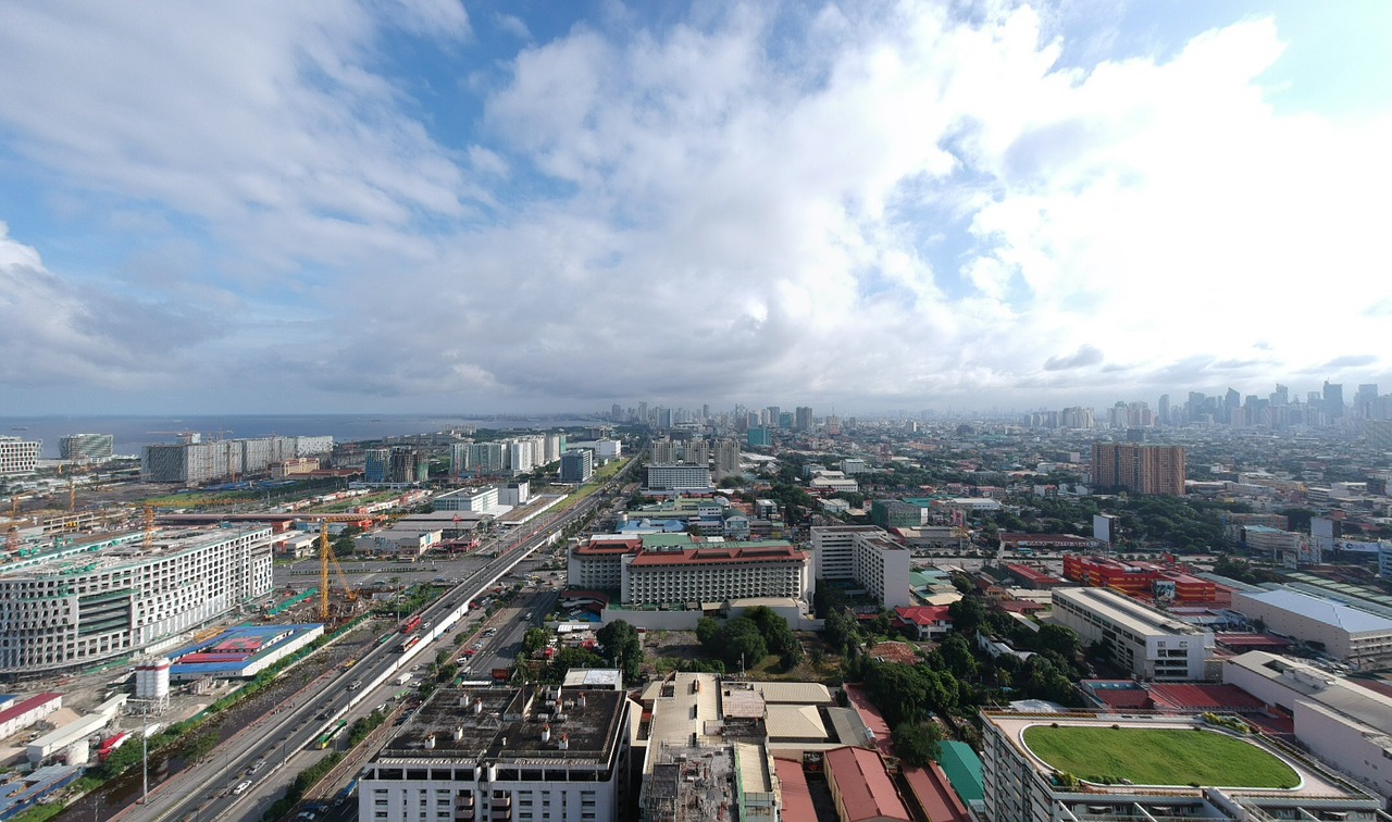 manila skyline panorama free photo
