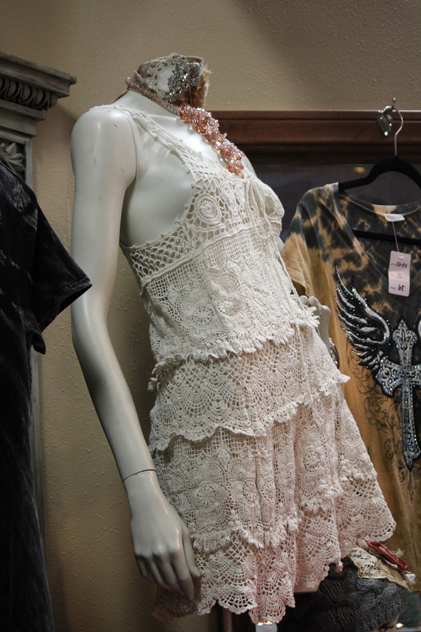 mannequin dress fashion free photo