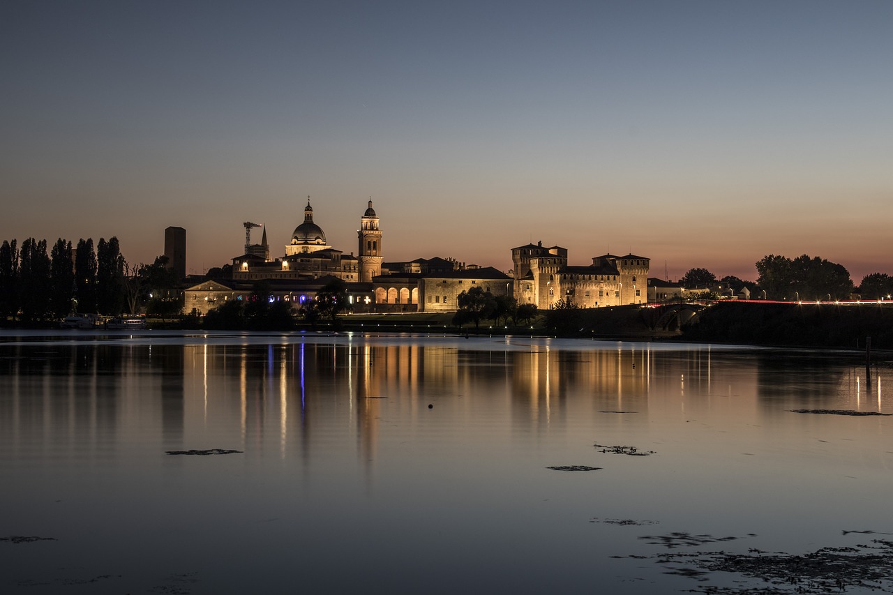 mantova night sunset free photo