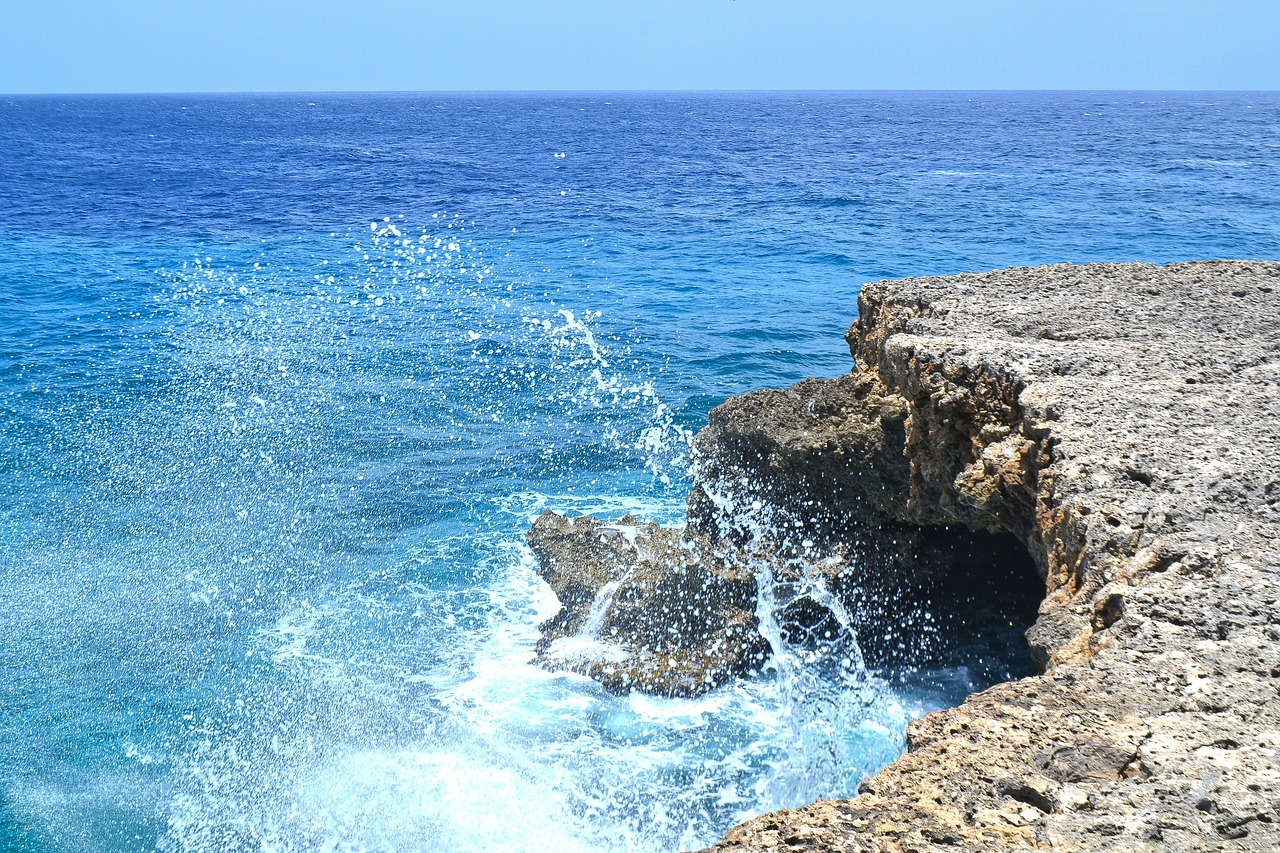 mar body of water ocean free photo