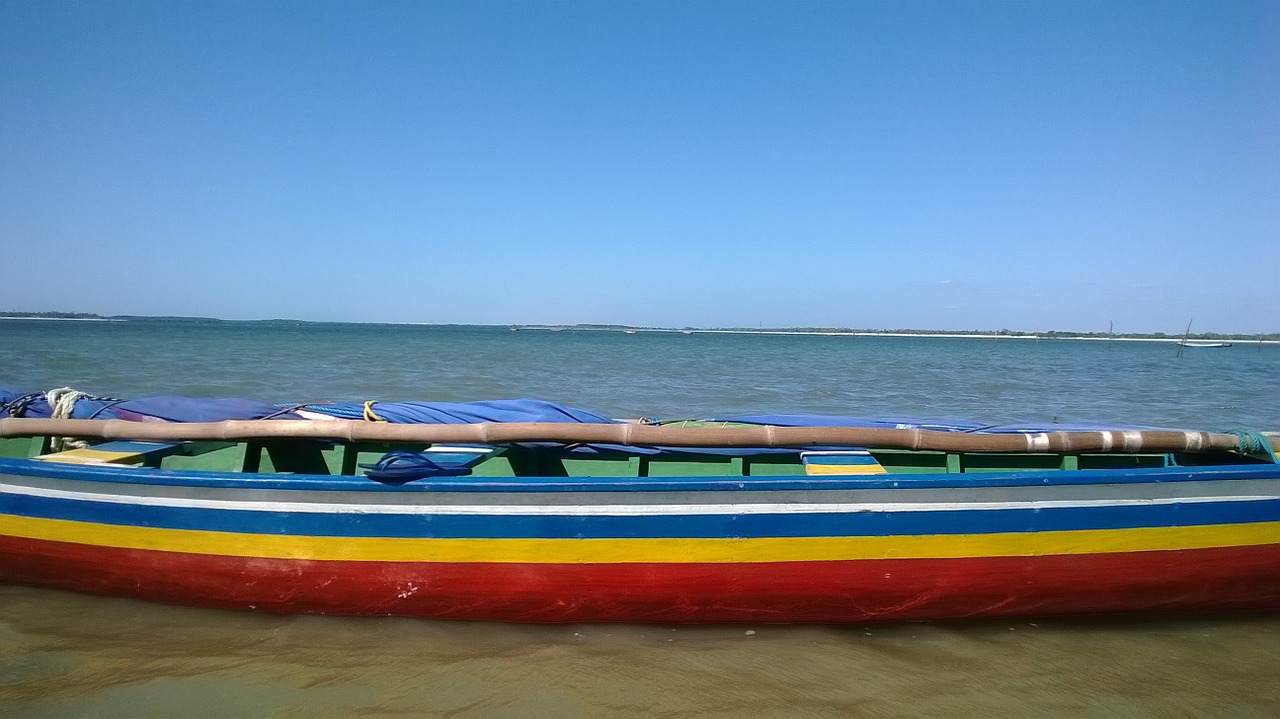 mar boat summer free photo