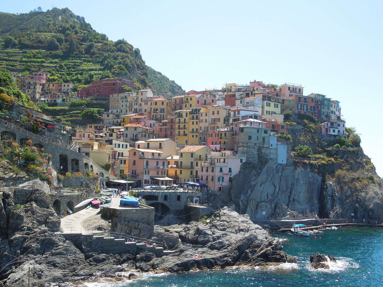 maranola  italy  cinque terre free photo