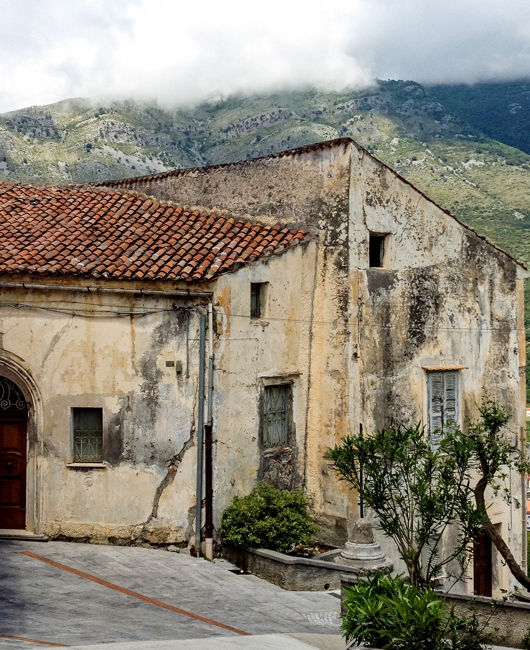 maratea borgo old houses free photo