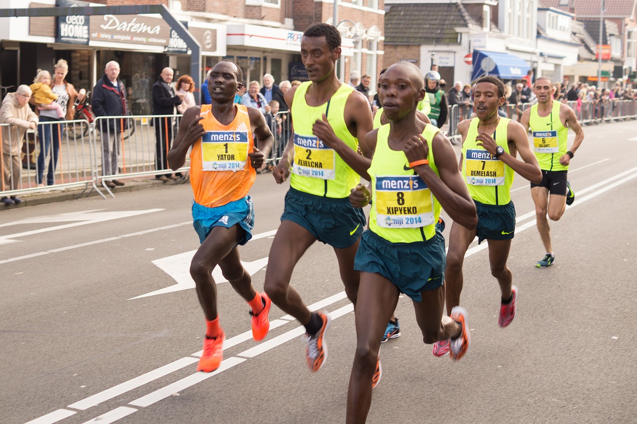 marathon runners exercise free photo