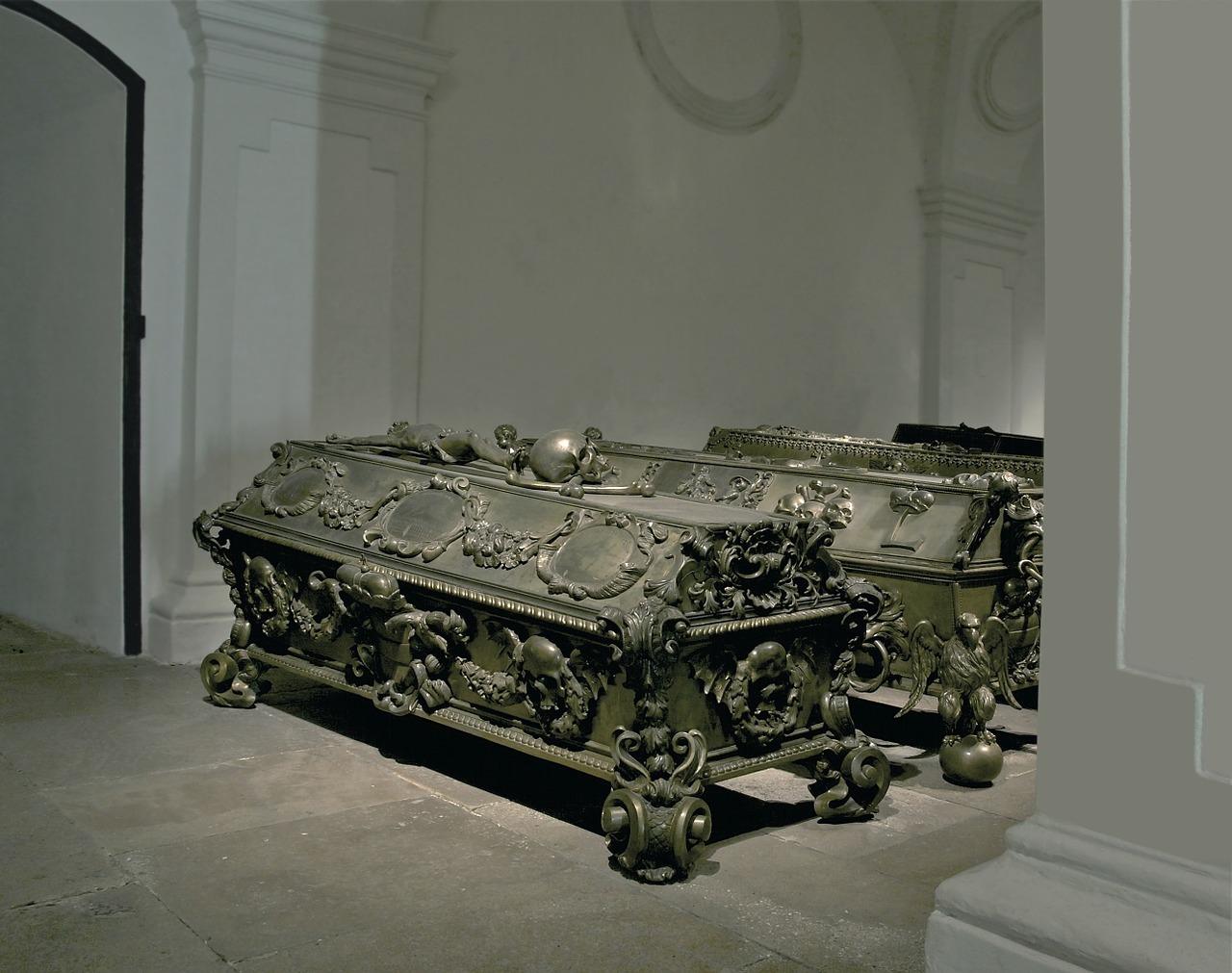 maria theresia sarcophagus kaisergruft free photo