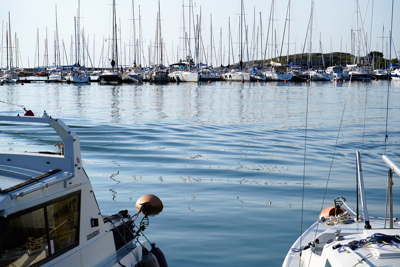 marina waves reflections free photo