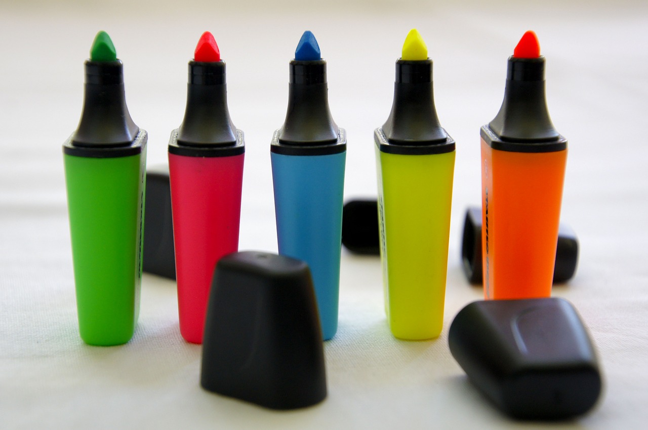marker pen highlighter fluo free photo
