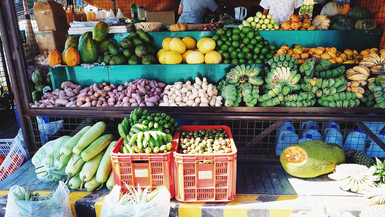 market fruit vegetable free photo
