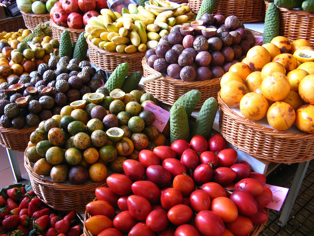 market fruits colorful free photo