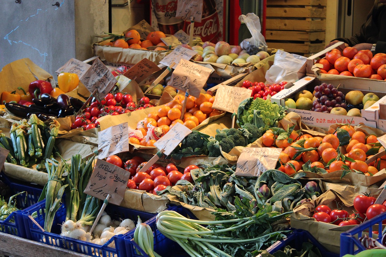 market  vegetables  food free photo