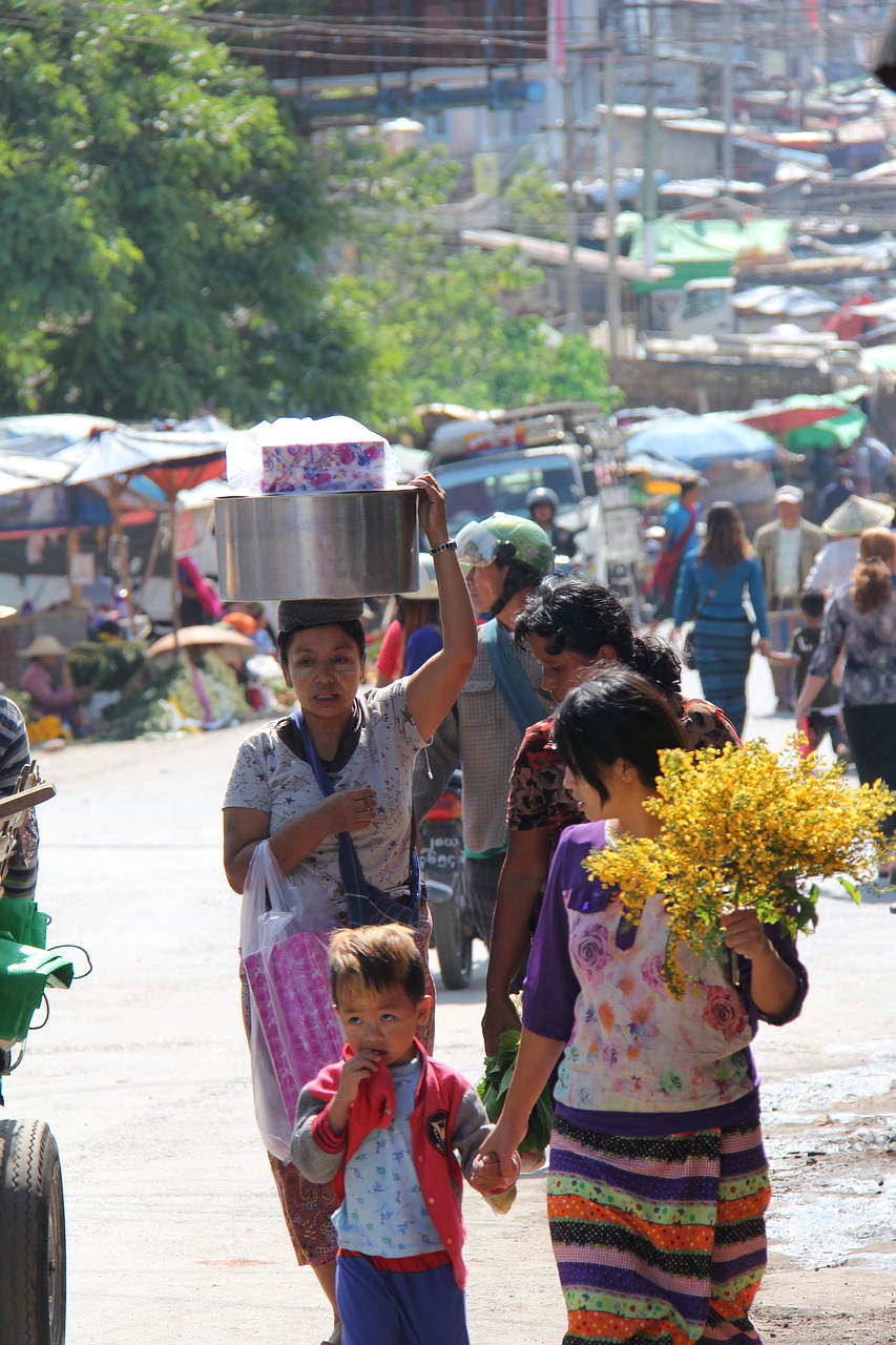market  taungyi  myanmar free photo