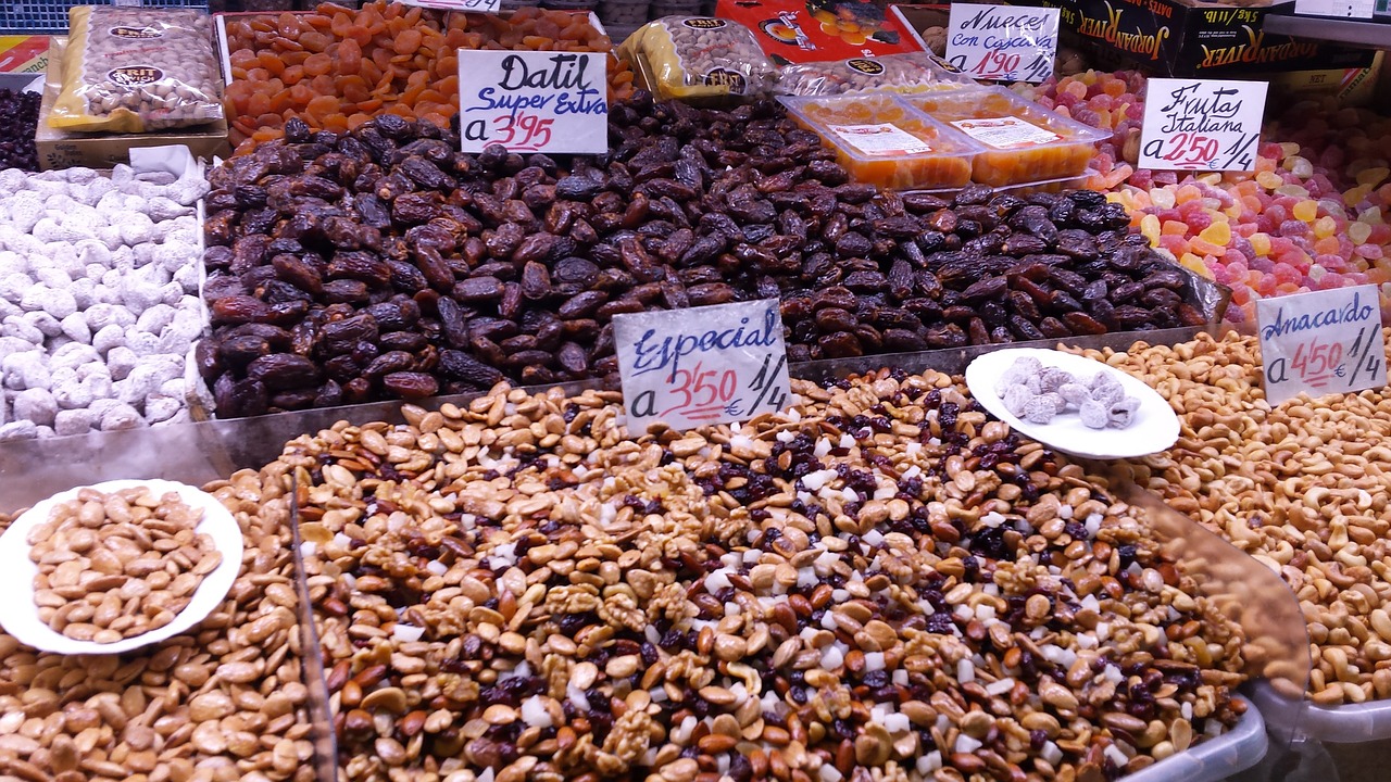 market nuts malaga free photo